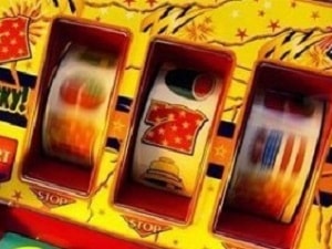 Как играть в игровые автоматы Вулкан: бесплатно или на деньги?