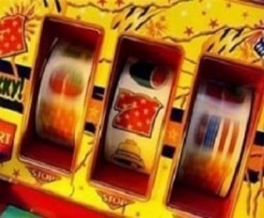 Как играть в игровые автоматы Вулкан: бесплатно или на деньги?